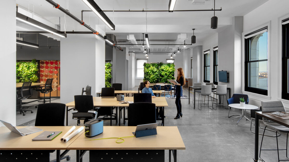 flexible desk arrangement