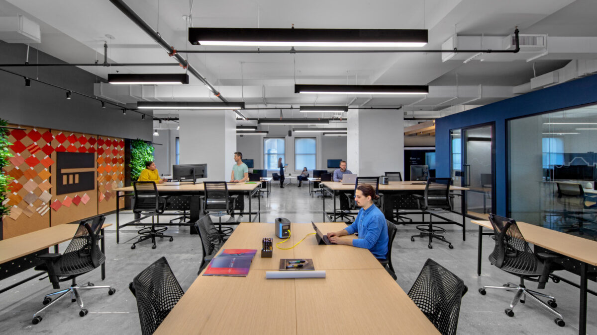 flexible desk arrangement