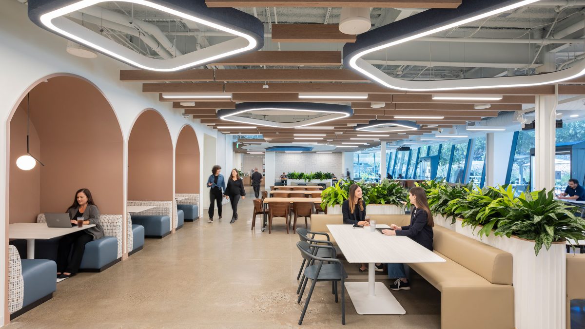 MMoser-San-francisco-Workplace-Services-cafeteria