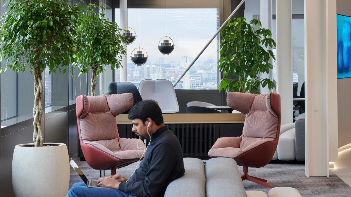 fintech-office-london-office-interior-casual-workspace