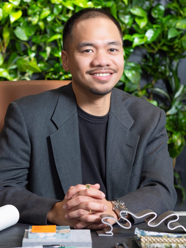 ryan-merluza-nyc-office-portrait