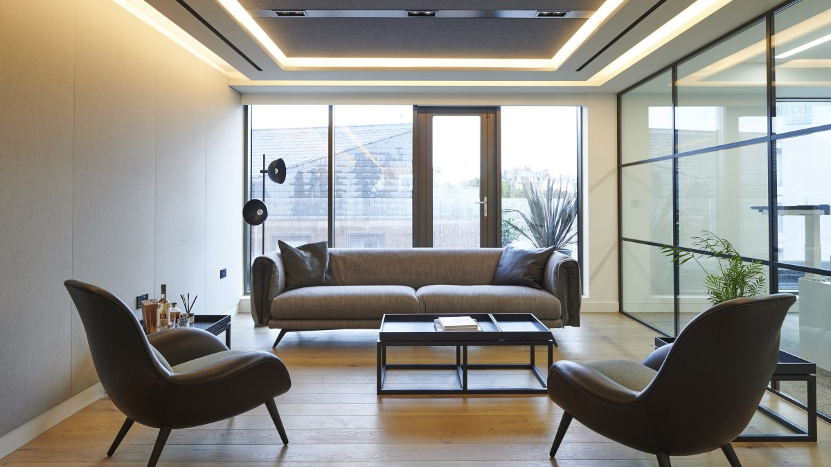 investment-firm-london-office-interior-lounge-space