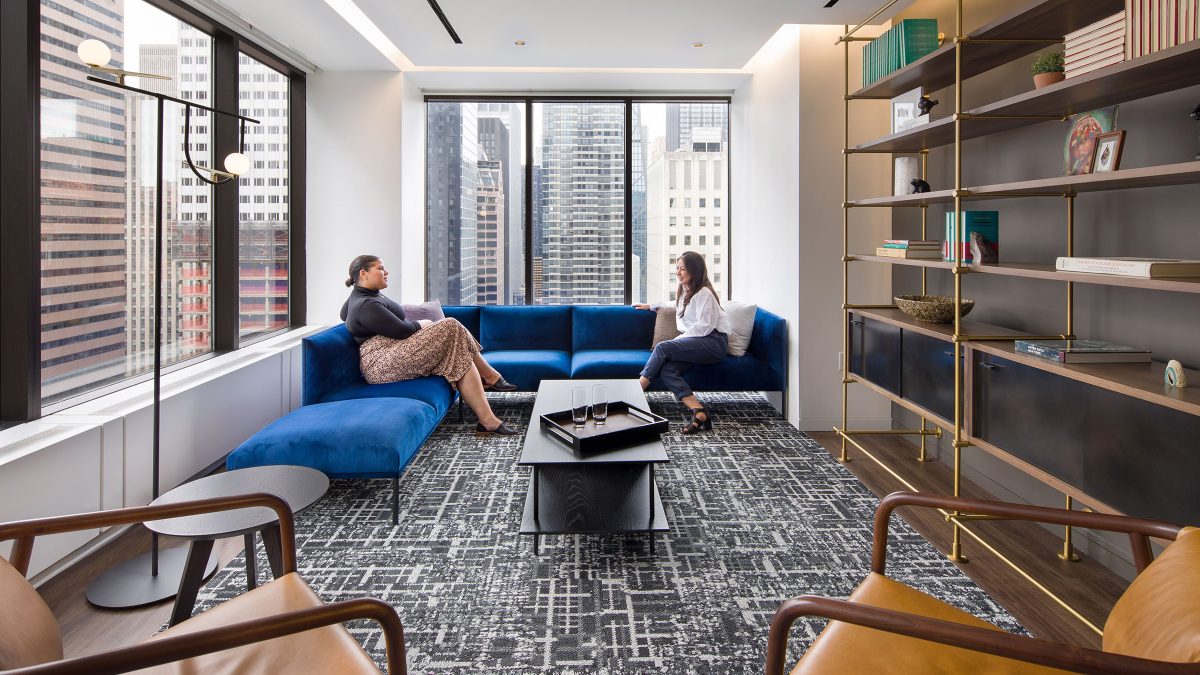 leadership-advisory-firm-new-york-office-interior-collaboration-ornaments