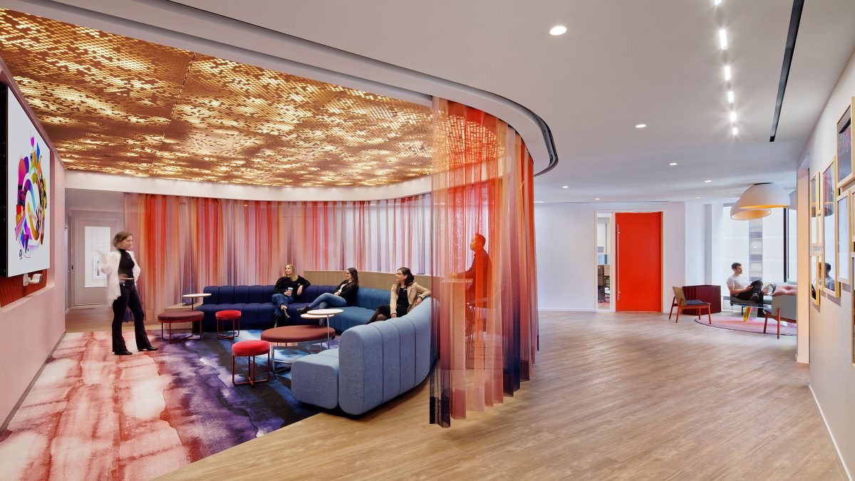 Casual meeting and training area designed by M Moser Associates for Adobe in New York.
