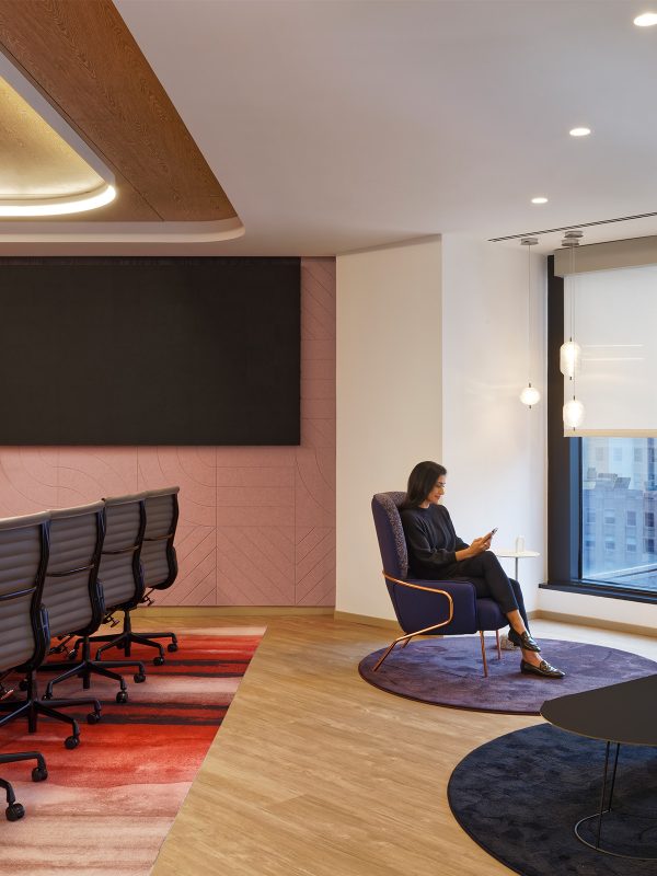 Comfortable, multi-purpose boardroom design by M Moser.