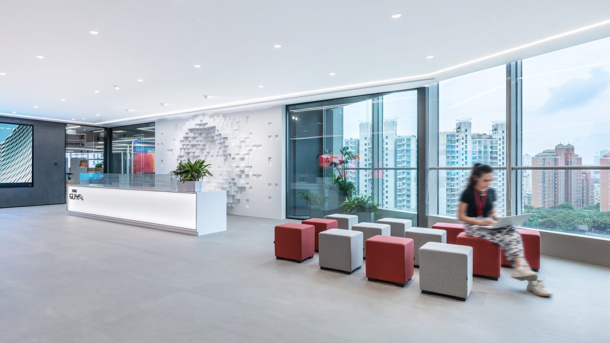 glp-data-center-shanghai-office-interior-workplace