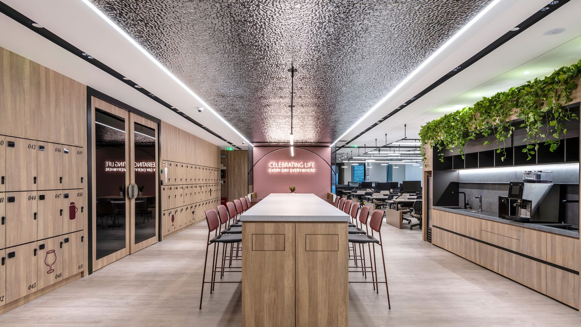 diageo shanghai workplace ceiling detailing 