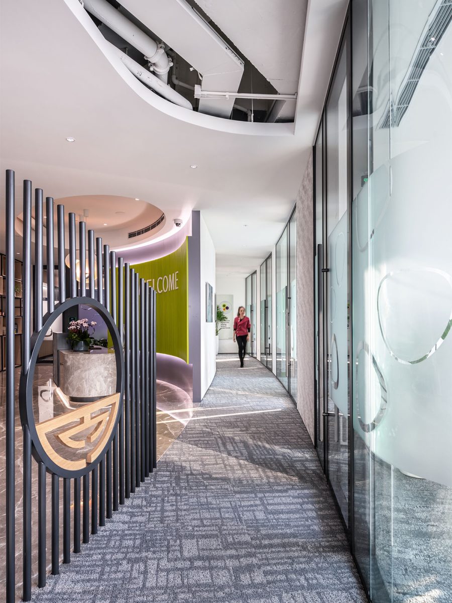 novozymes-shanghai-office-interior-corridor