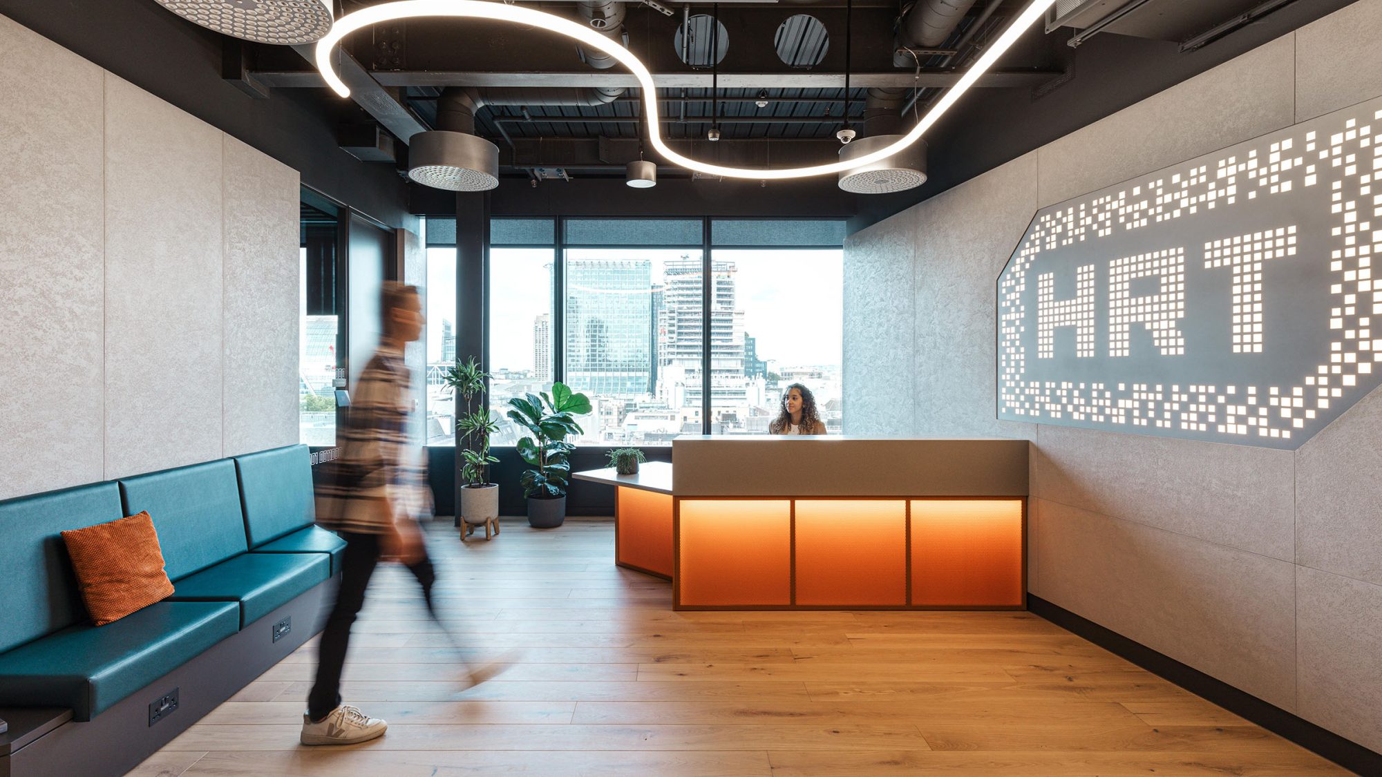 hudson-river-trading-london-office-interior-reception-area