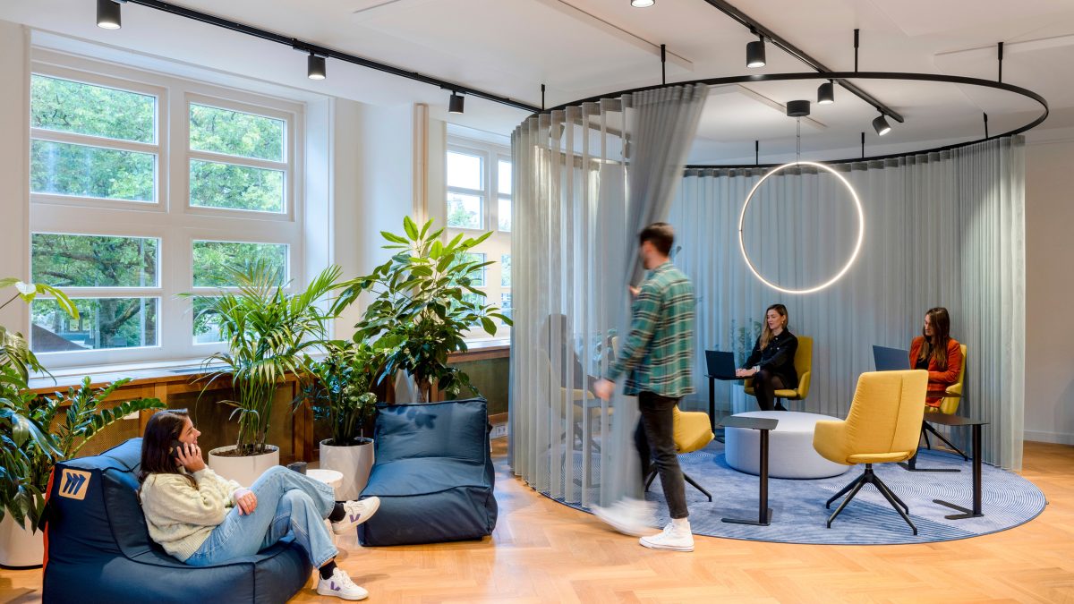 miro-amsterdam-office-flexible-work-setting