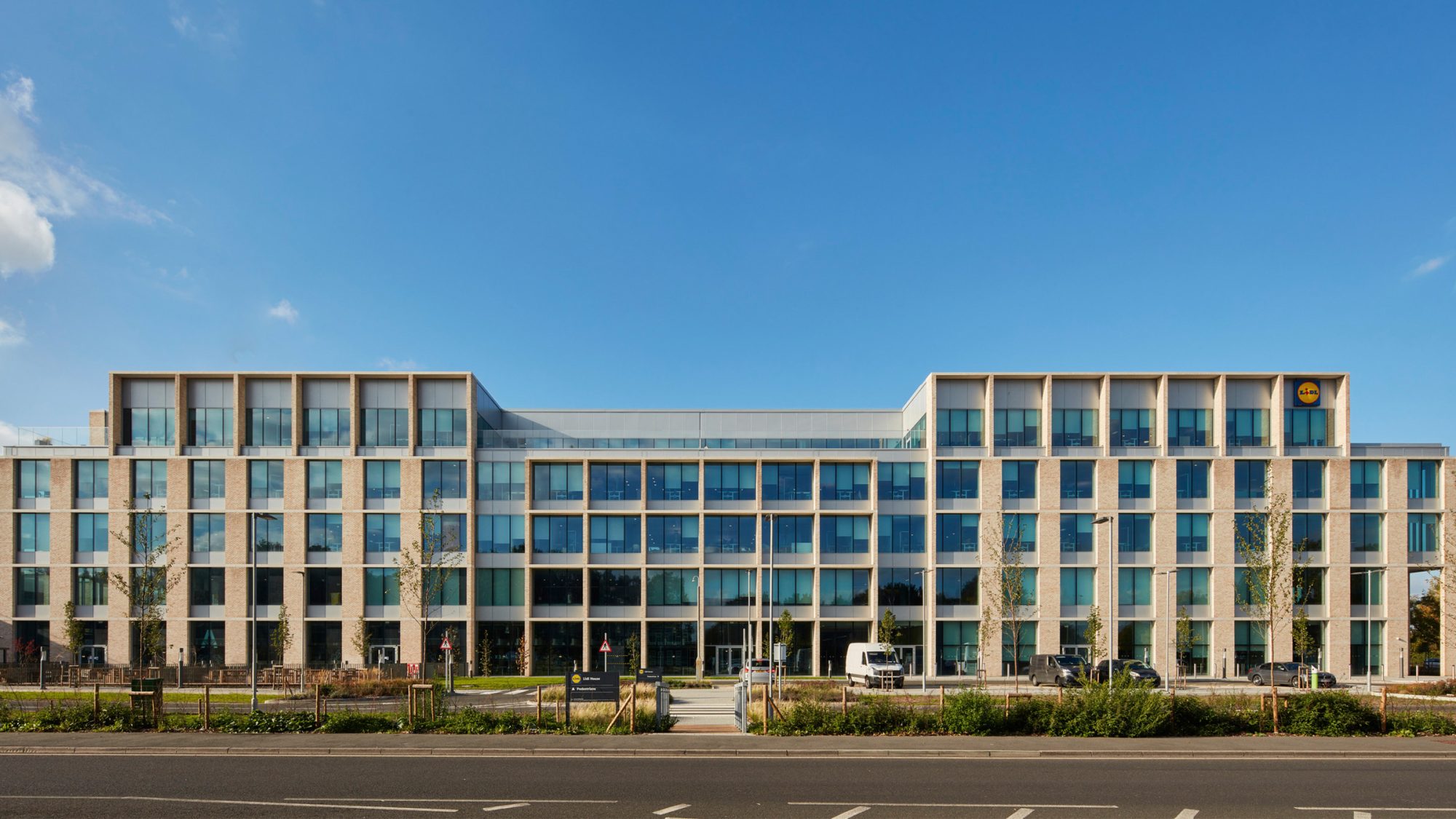 Headquarters for lidl in London