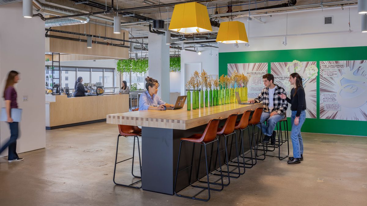 Office hospitality ideas by M Moser for a corporate headquarters in San Francisco featuring collaborative areas that inspire community building in the office.