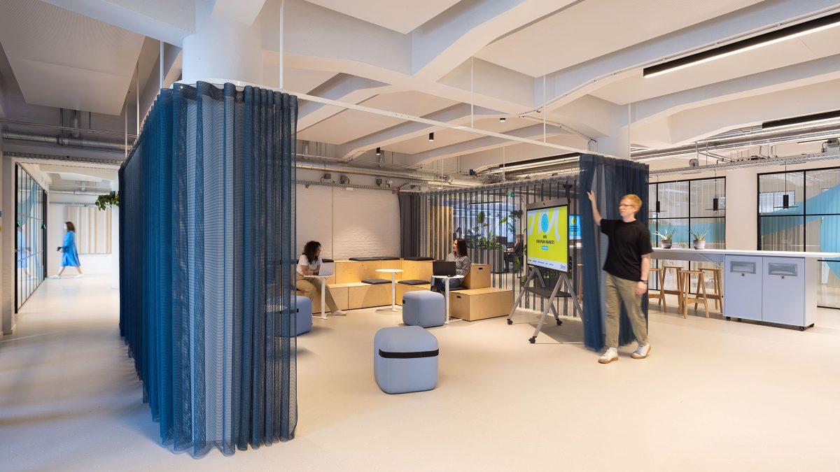 Personio-Amsterdam-Workplace-Interior-Modular-Workplace