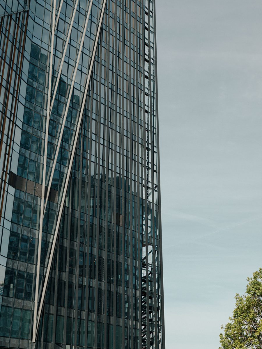 exterior-detail-shot-of-hekla-tower-at-wtw-paris-office