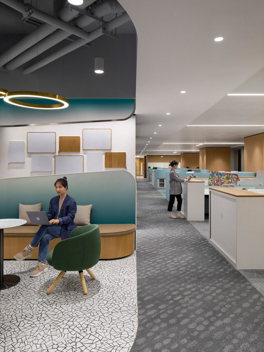 Amway Guangzhou workplace open office with people