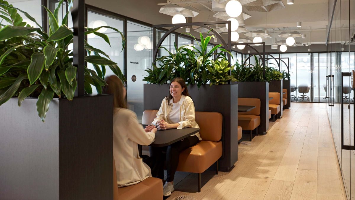 MMoser-PwC-Toronto-Interior-Hospitality-Inspired-Workplace-Design