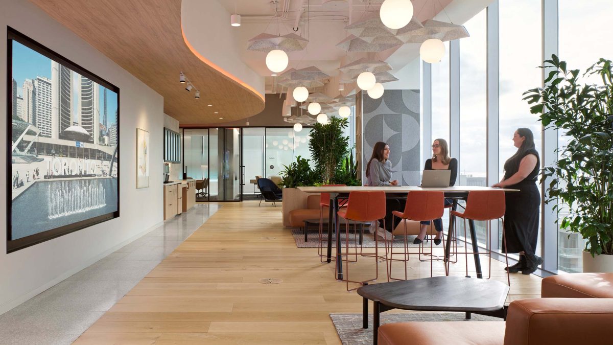 MMoser-PwC-Toronto-Interior-Workplace-Casual-Meeting-Area