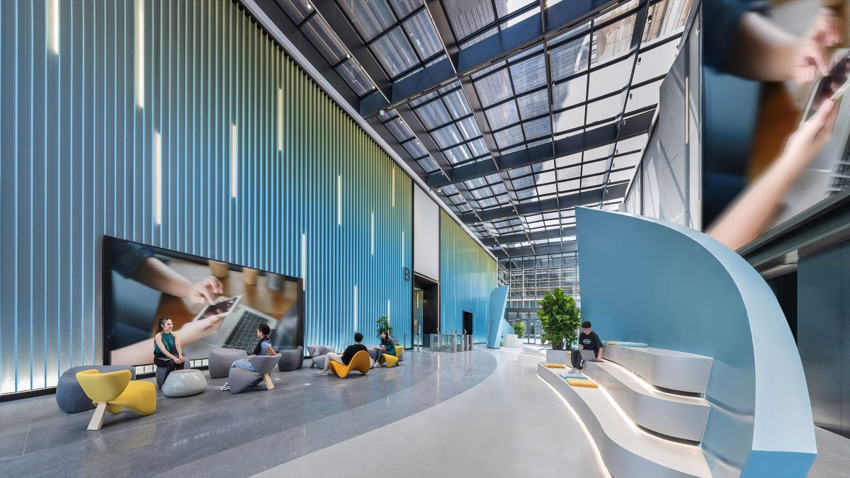 User experience in a tech driven campus