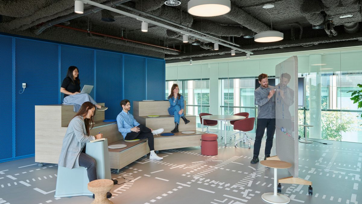 MMoser-London-Collaborative-Office-Space-Collaboration-Space