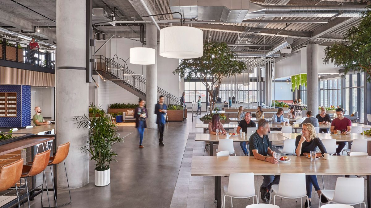 MMoser-London-Collaborative-Office-Space-Large-Canteen