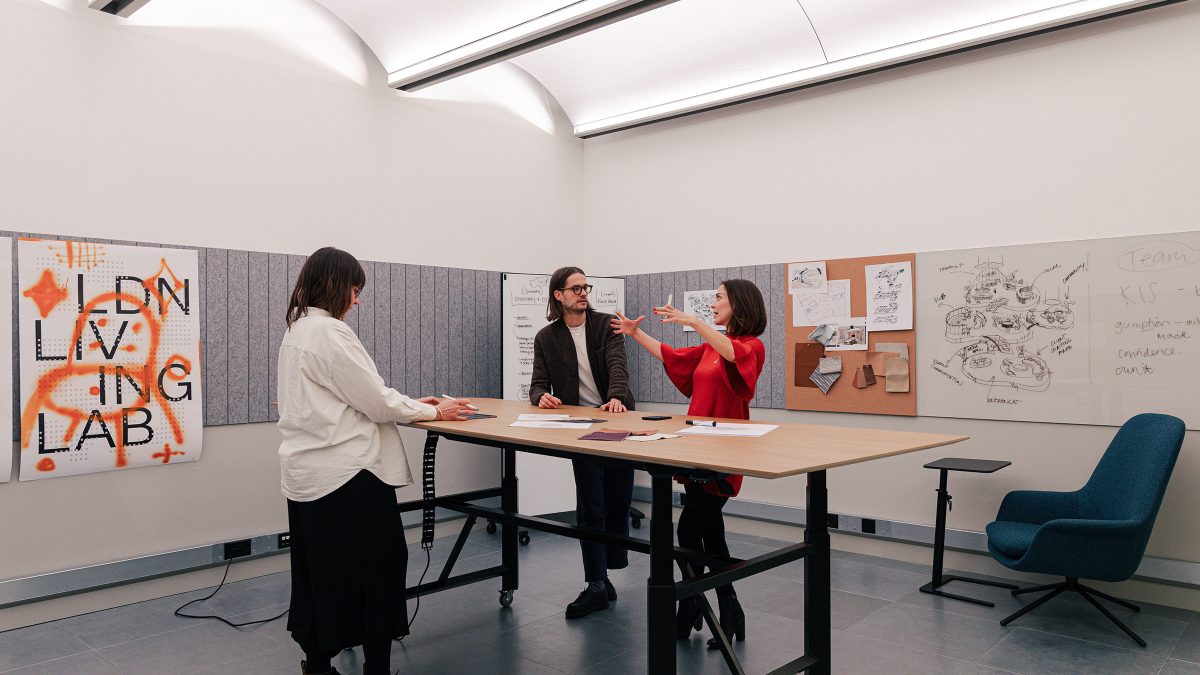 a-team-strategising-in-project-room-at-m-moser-london-studio