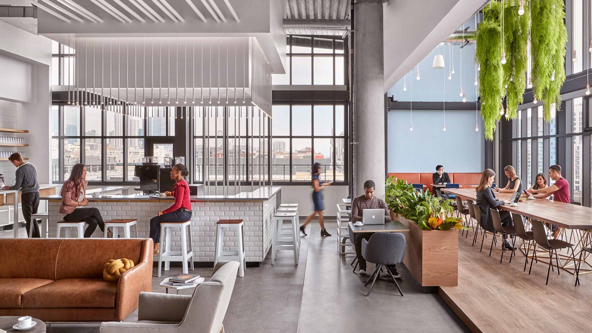 inancial-workplace-large-cafeteria-people-on-break