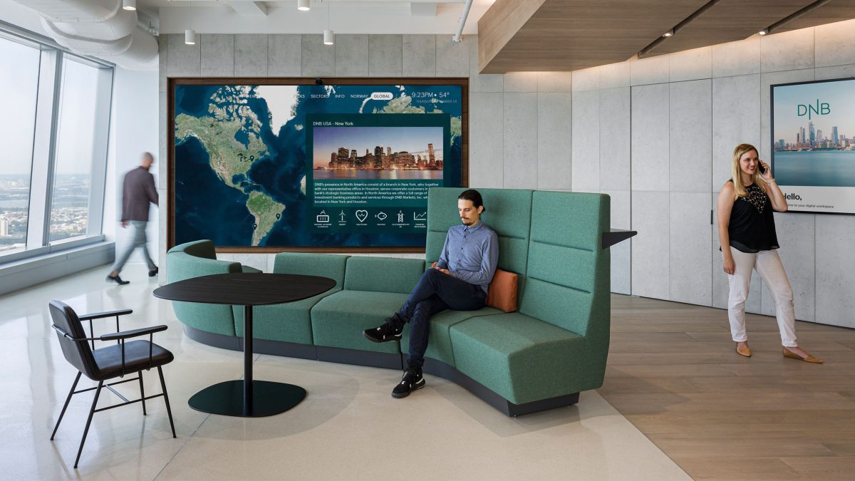 financial-workplace-design-information-screen