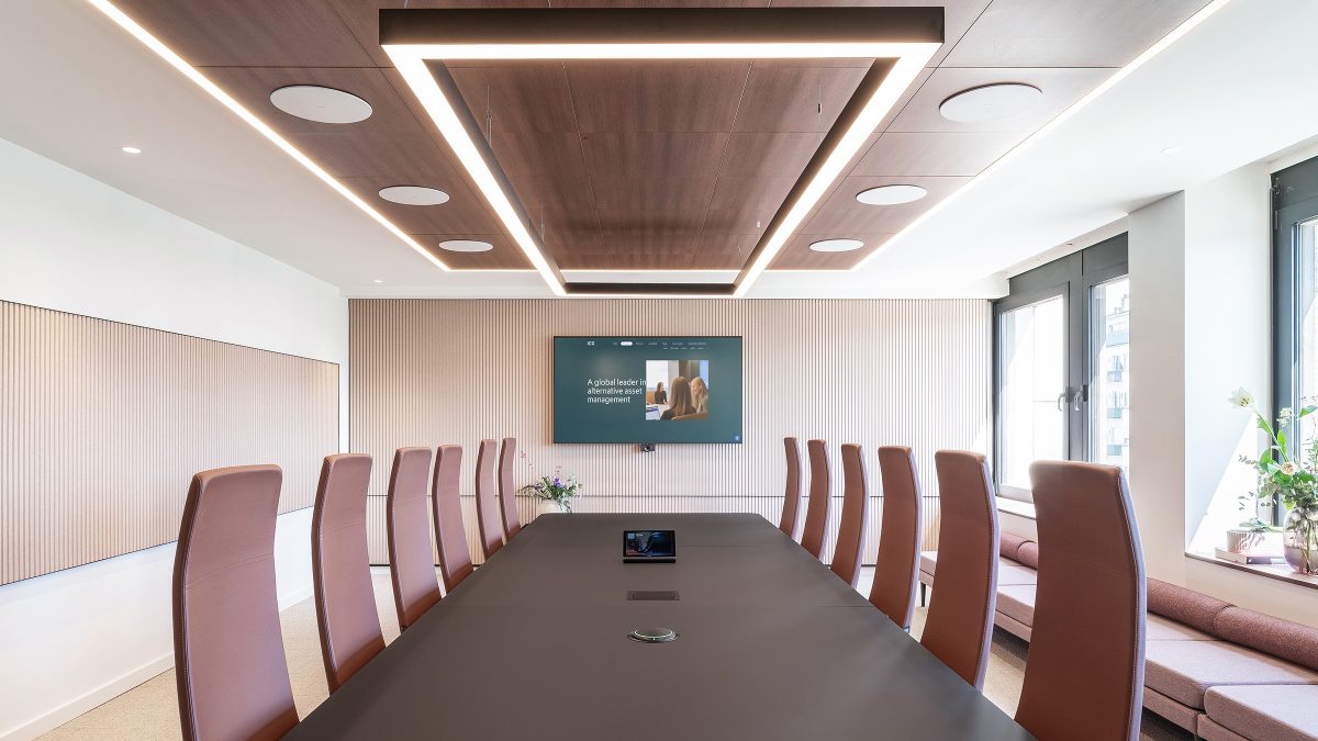 boardroom-at-icg-design-and-build-luxembourg-office