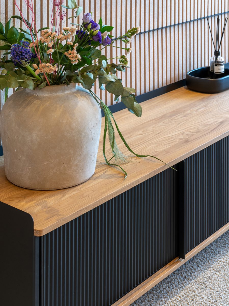 detail-shot-of-credenza-at-icg-design-and-build-luxembourg-office