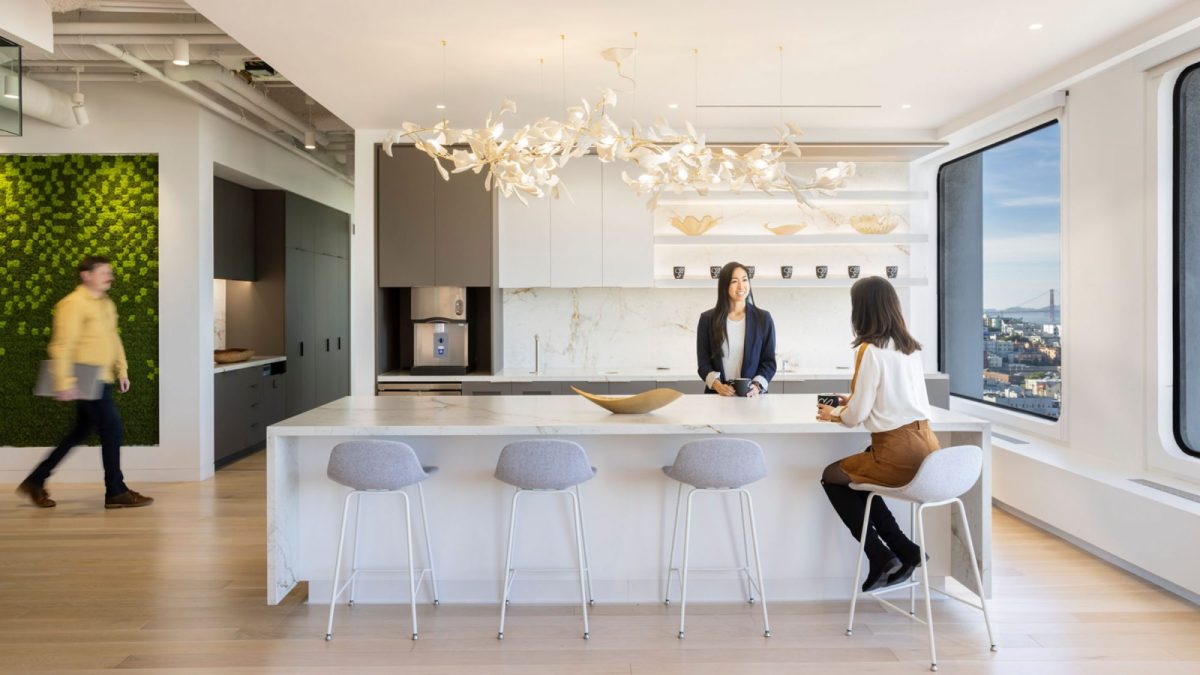 workplace-design-kitchen-and-cafe-people-talking