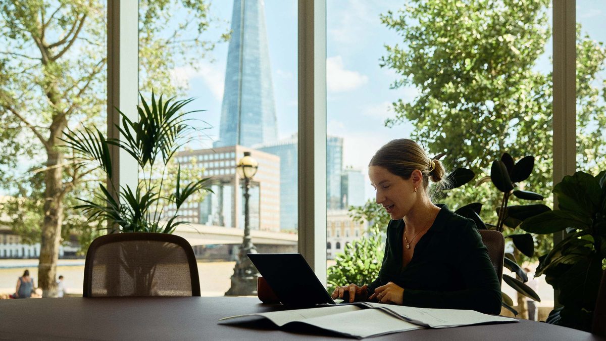 mmoser-london-office-fitout-women-in-construction