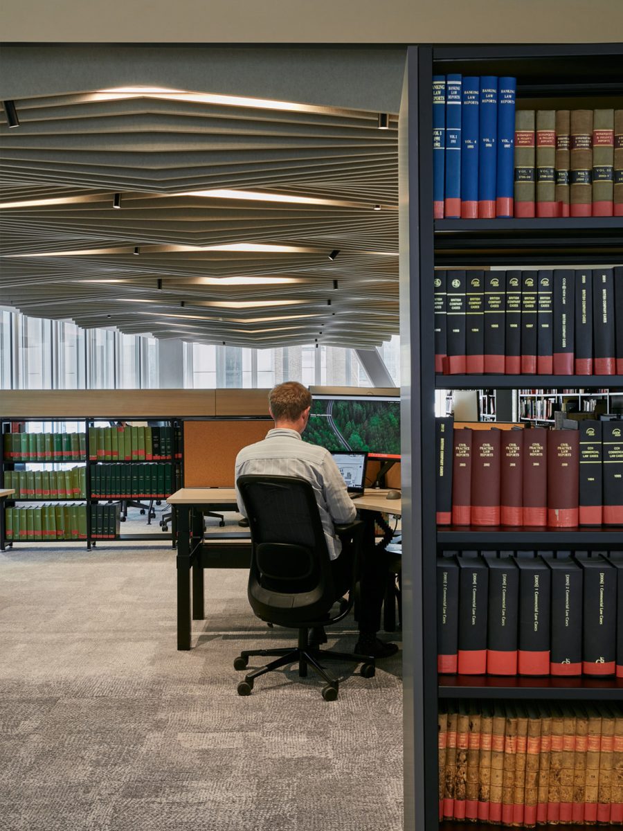 library-space-at-hfw-london-modern-law-firm-office-design