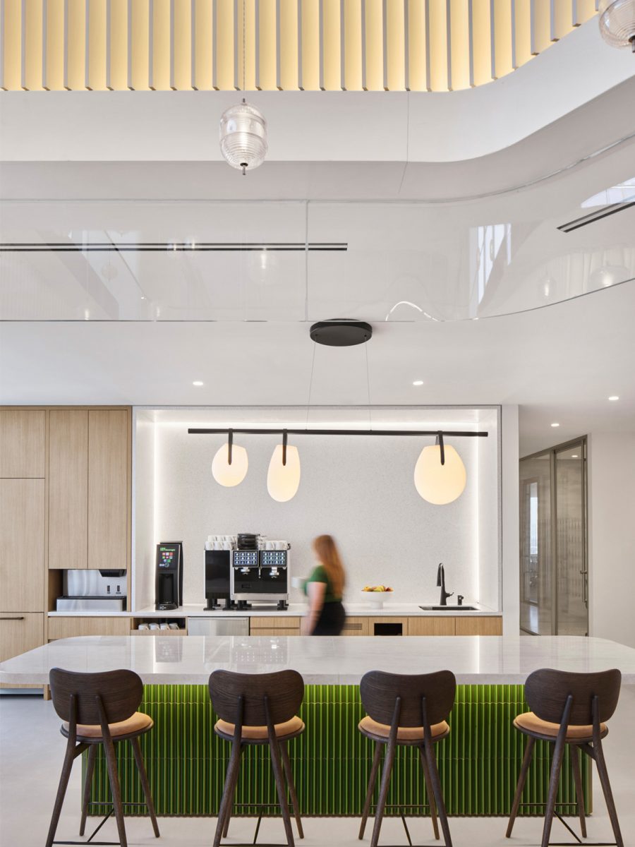 financial-workplace-new-york-cafe-design