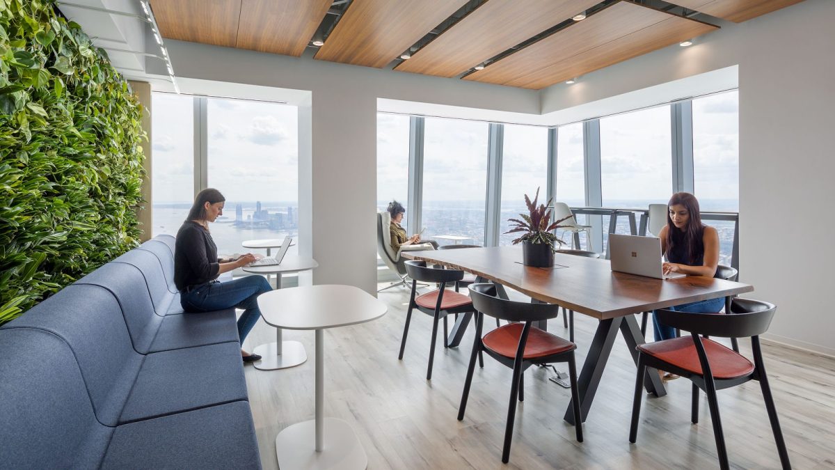 new-york-workplace-projects-meeting-area