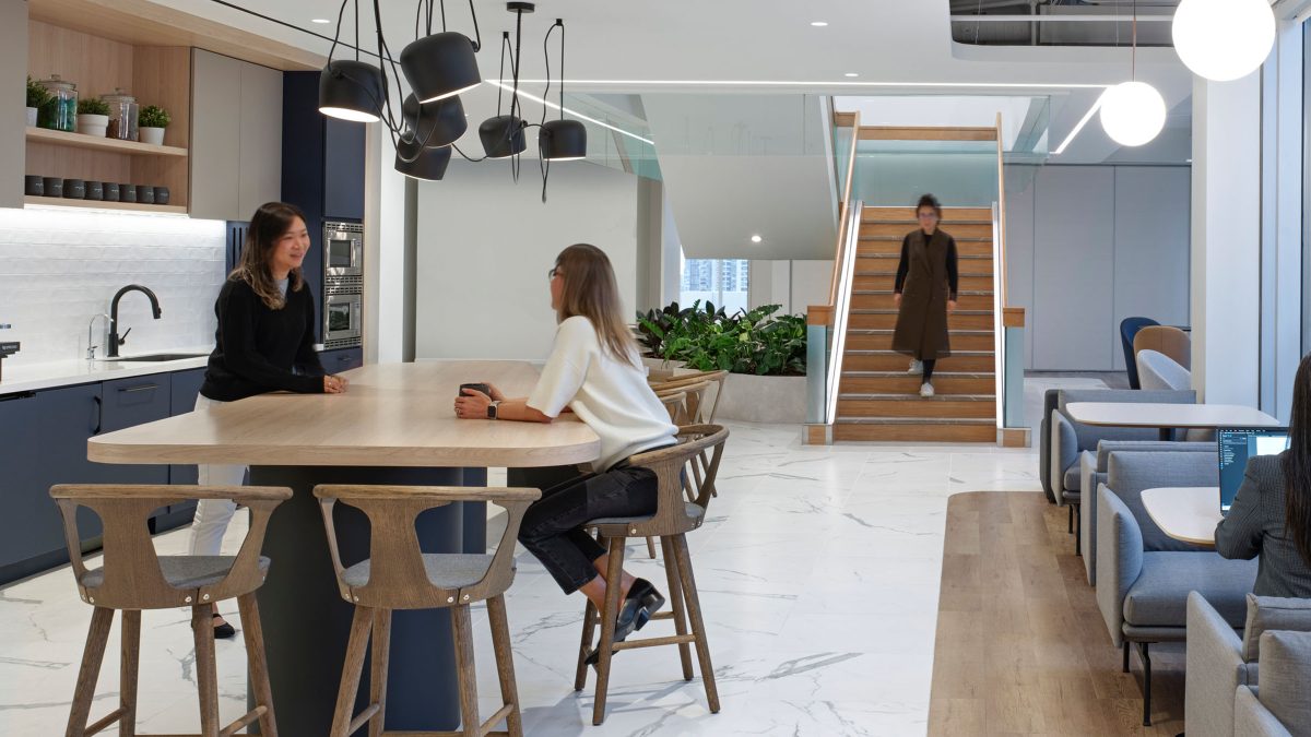 mmoser-national-payroll-institute-npi-toronto-workplace-interior-pantry-space