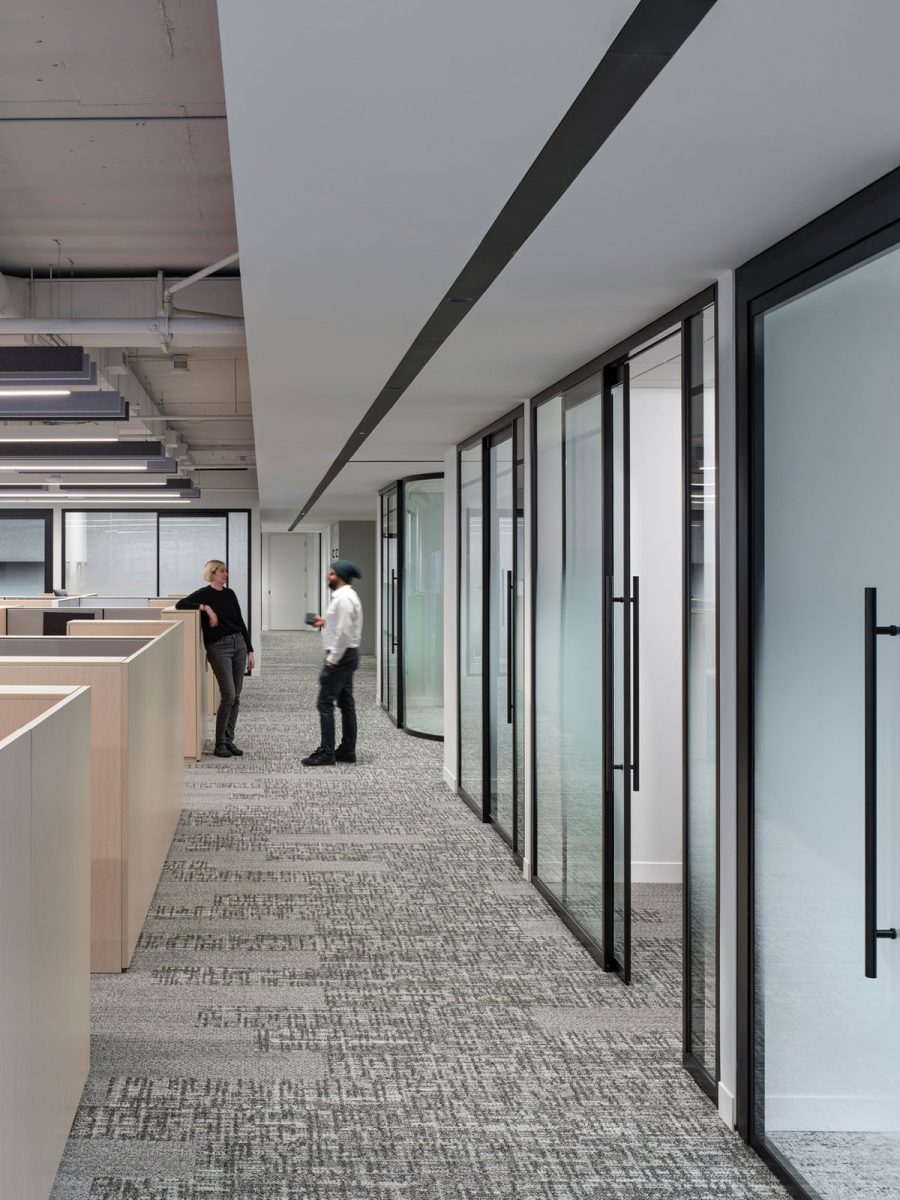 mmoser-national-payroll-institute-npi-toronto-workplace-interior-workstation-area