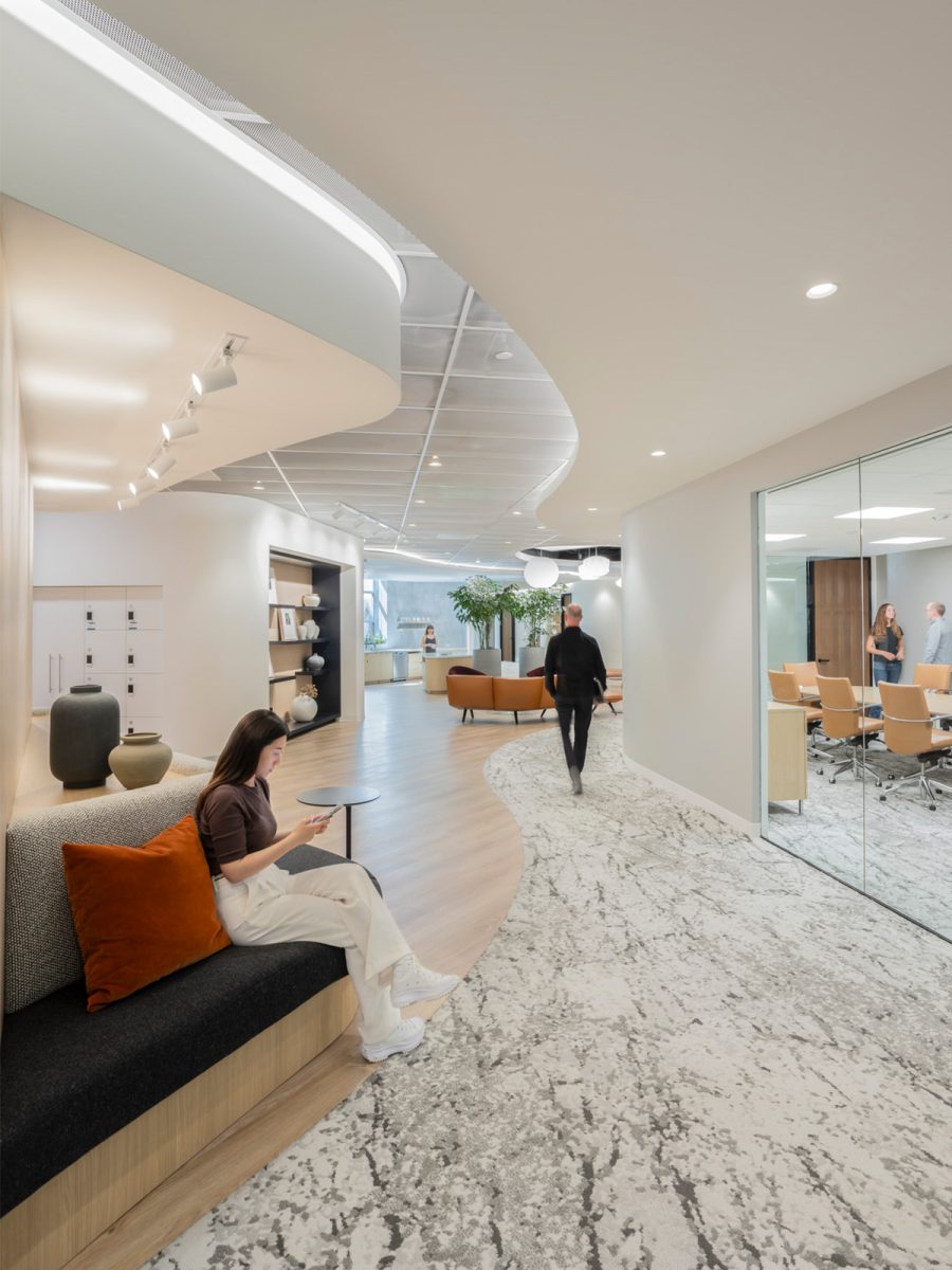 mmoser-wilson-sonsini-palo-alto-workplace-interior-connection-point