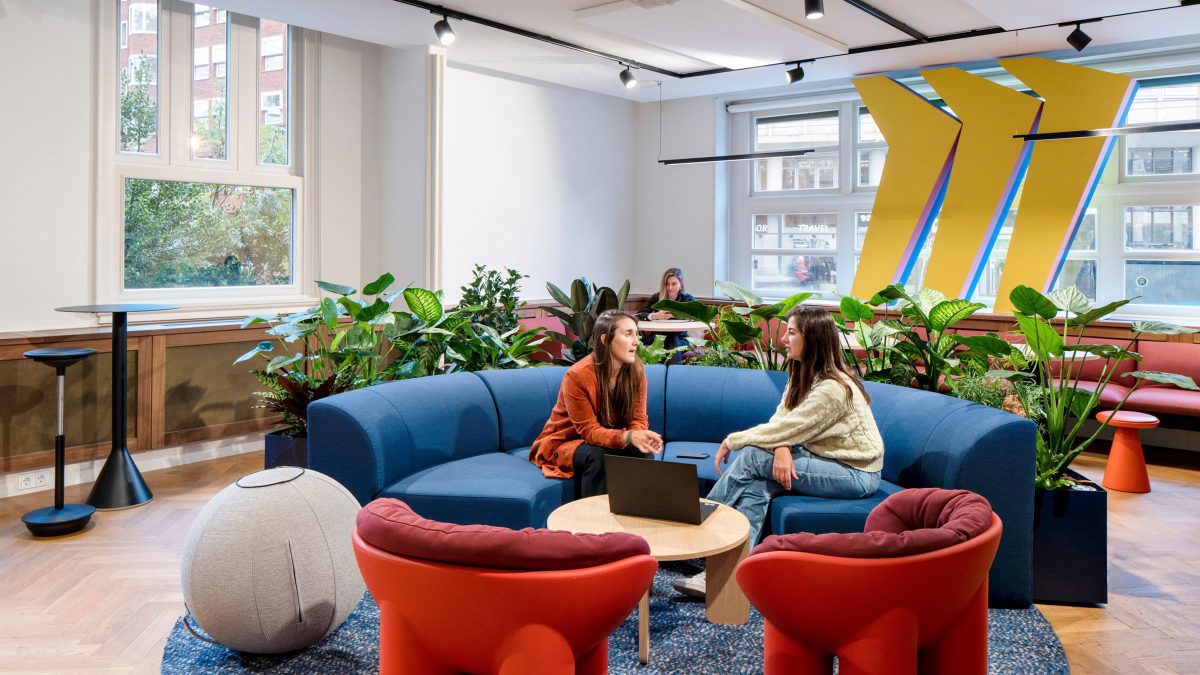 Miro, Amsterdam arrival