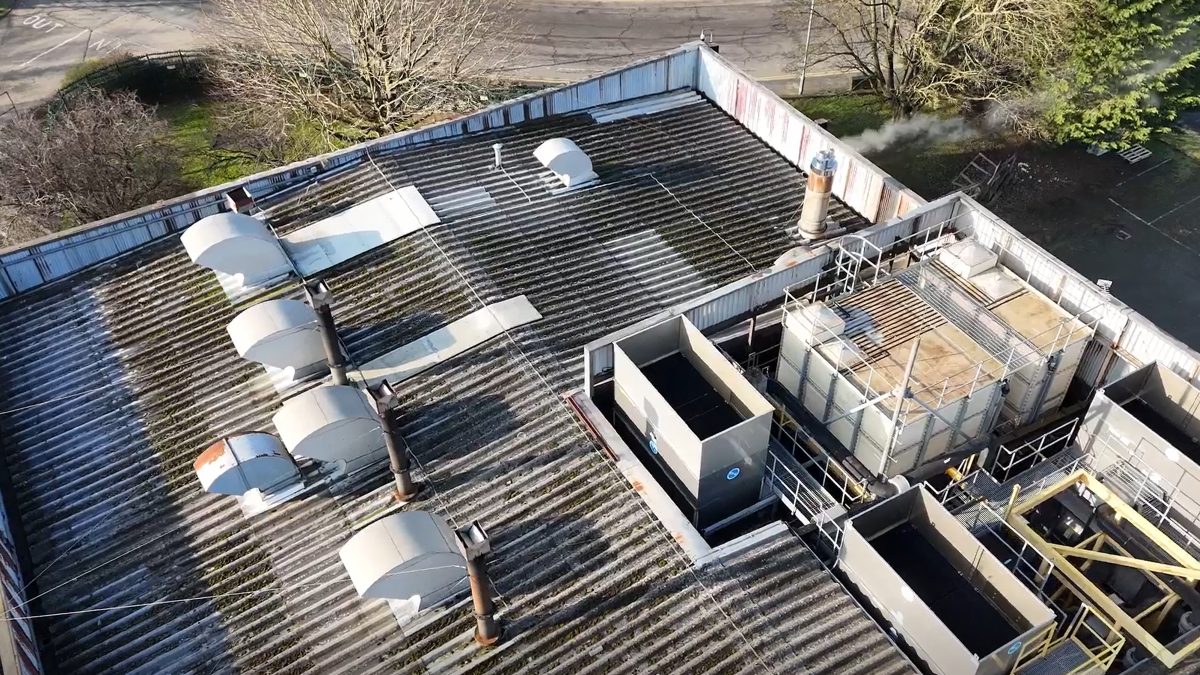 asbestos-cement-roof-requiring-upgrade-uk-data-centre-infrastructure-renewal