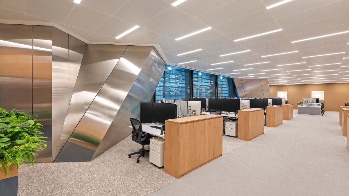 trading-floor-at-ICD-Brookfield-Place-office
