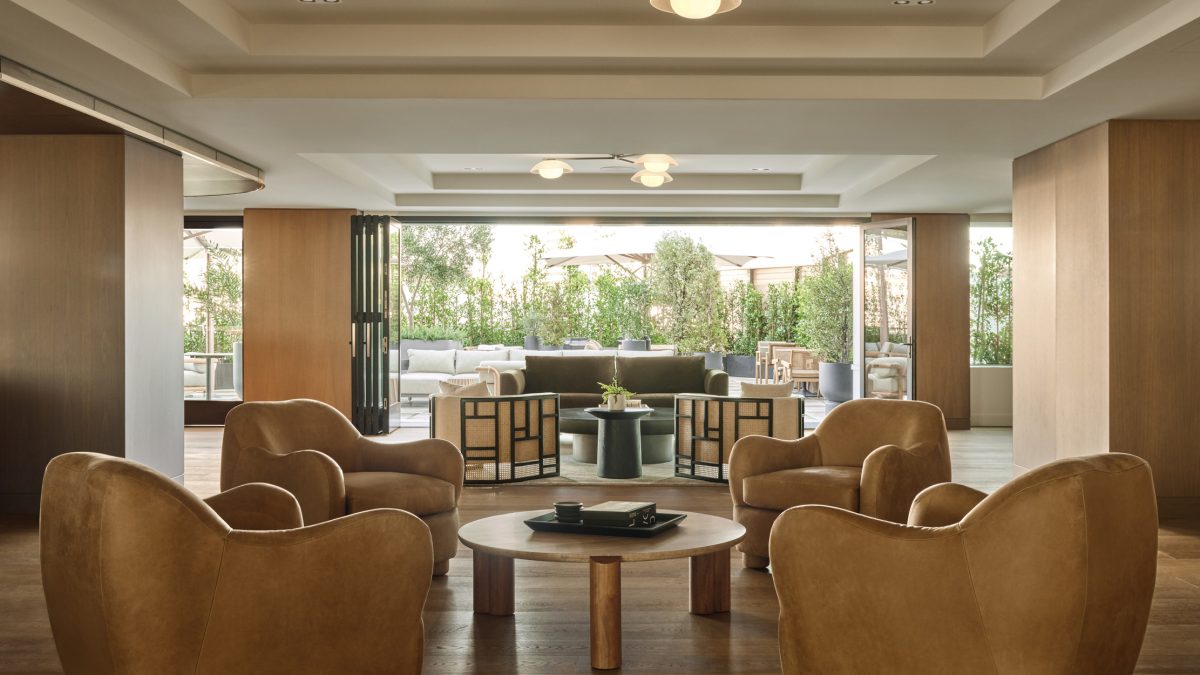 mmoser-azoff-event-space-la-interior-transition-space