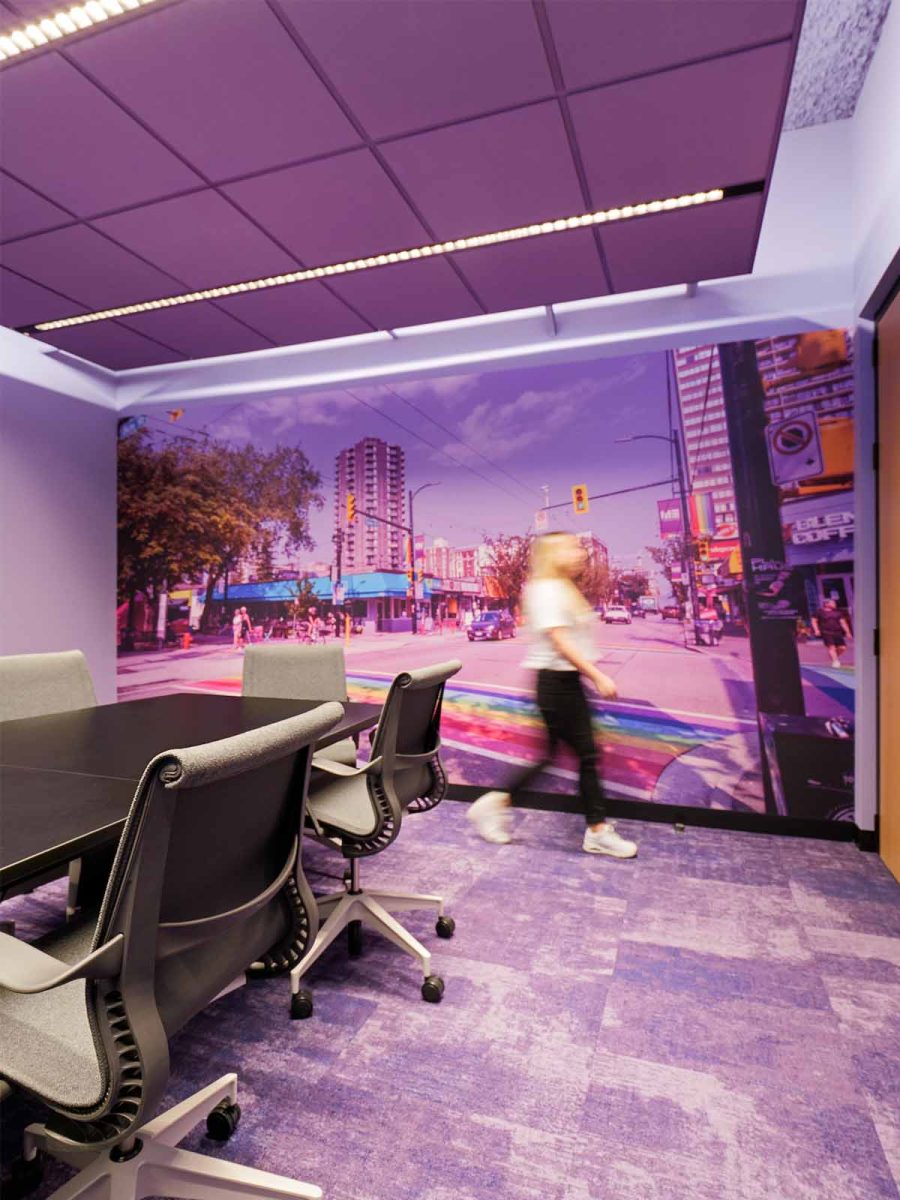 mmoser-autodesk-vancouver-workplace-design-interior-purple-room