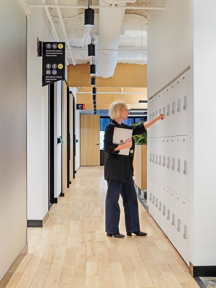 mmoser-autodesk-vancouver-workplace-design-interior-storage-lockers