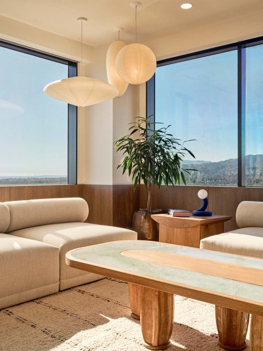 mmoser-upfront-ventures-los-angeles-workplace-interior-design-furniture-nook