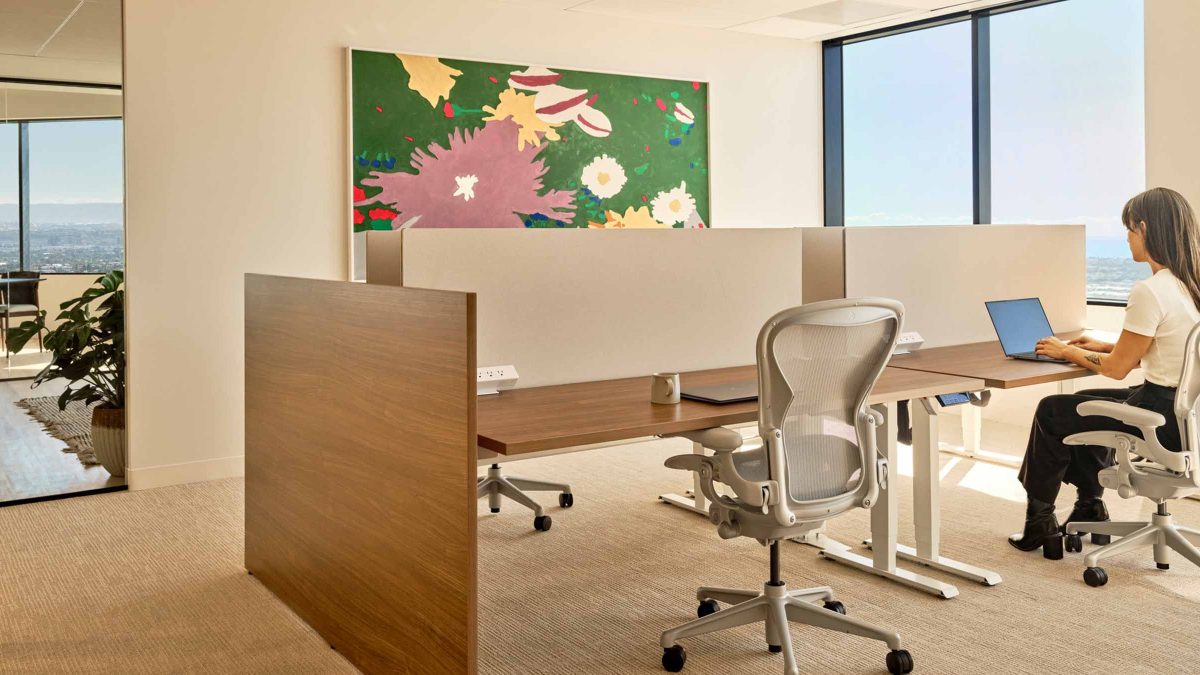 mmoser-upfront-ventures-los-angeles-workplace-interior-design-work-setting