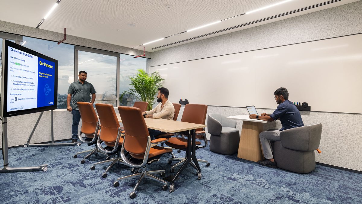 Meeting rooms for a team of consultants in Chennai