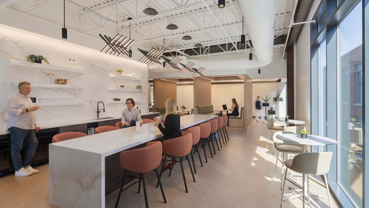 mmoser-confidential-oil-gas-client-denver-workplace-interior-design-social-space