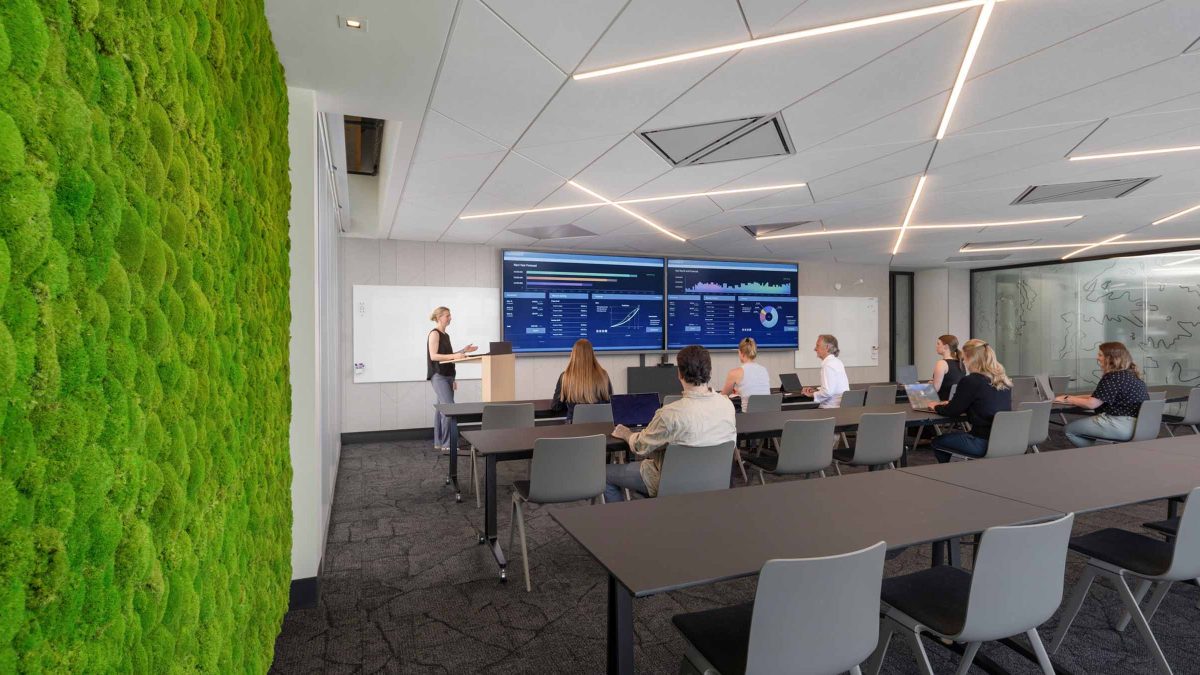 mmoser-confidential-oil-gas-client-denver-workplace-interior-design-training-room-people-working