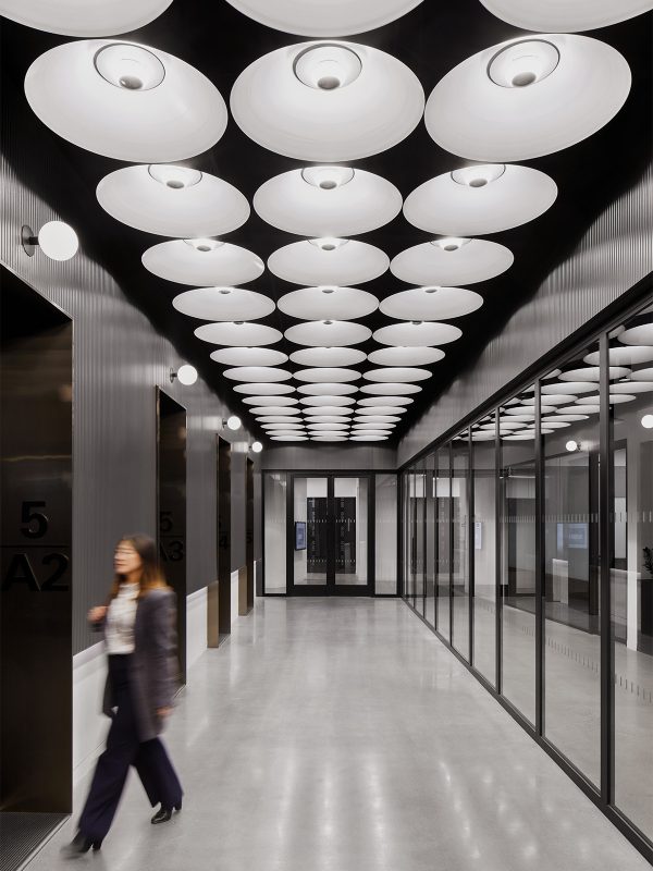 mmoser-san-francisco-workplace-design-data-driven-decisions-lift-lobby
