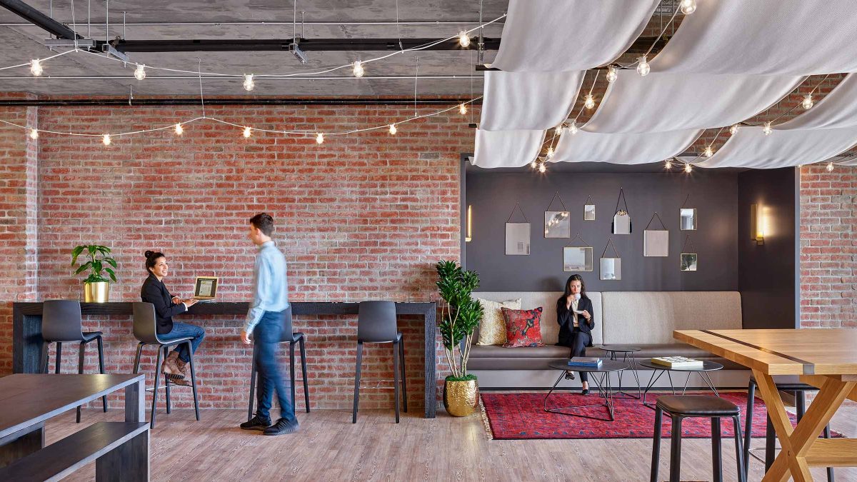mmoser-designing-workplaces-for-AI-startups-lounge